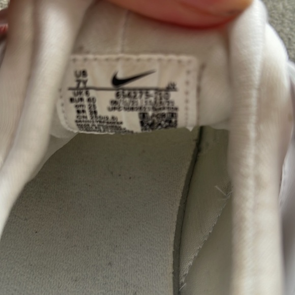 Nike Huaraches size 7Y - Picture 7 of 7